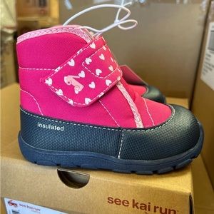 See Kai Run Waterproof and insulated boots; Berry, Size toddler 7 BRAND NEW
